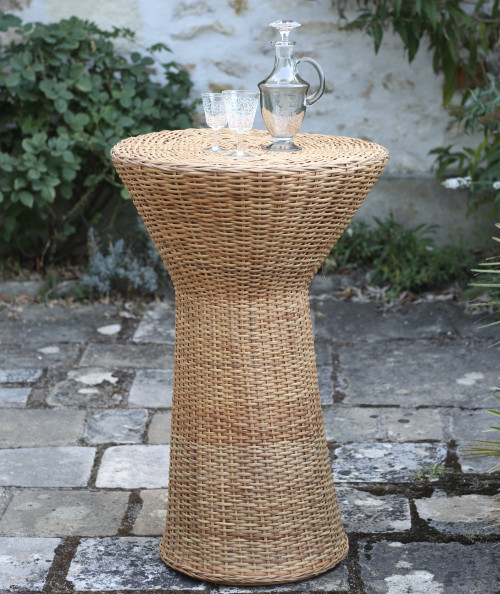 Table haute en rotin 